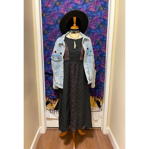 🌈 Lovely maxi flower dress - Picture 9 of 11